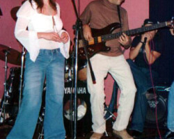 Con Gladys Caldas en algun pub de Flores (2009)