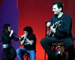 Diego Maradona Y Sole Pastorutti en el Gran Rex (2006)