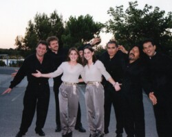 Laucha Calcaterra_Gerardo Gardelin_Sole y Nati Pastorutti_Beto Arauco y Pochi Fernandez (Francia 1999)